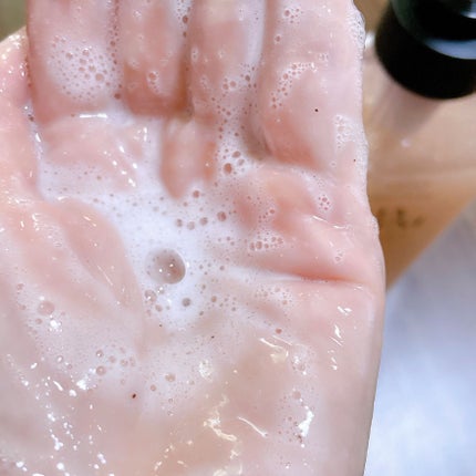 スクラブボディウォッシュ フラワーマーケット ホワイトチューリップ/LUV SCENT/ボディスクラブを使ったクチコミ(6枚目)