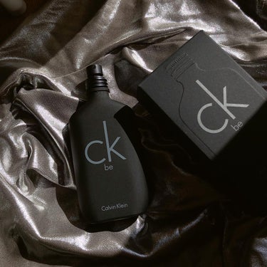 Calvin Klein シーケービーのクチコミ「信じられないと思うけど、これ、パウダリー香水。

カルバンクライン シーケービー

開幕からツ.....」（1枚目）