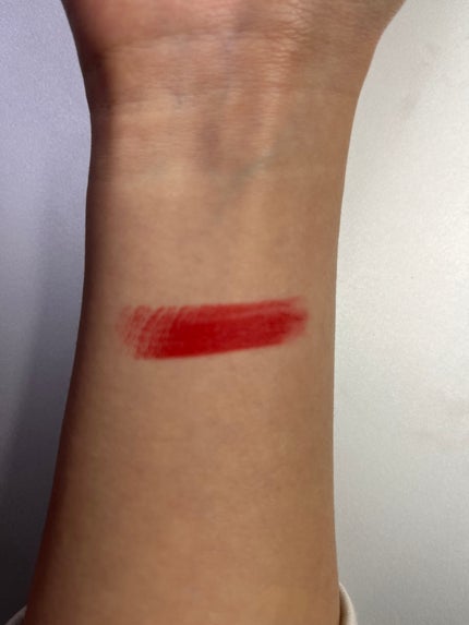 Dior ルージュ ディオール フォーエヴァー スティックのクチコミ「フランス人の友人から、お土産でもらいました。
DIORで嬉しい!と思いきや、カラーがまさかの9.....」(2枚目)