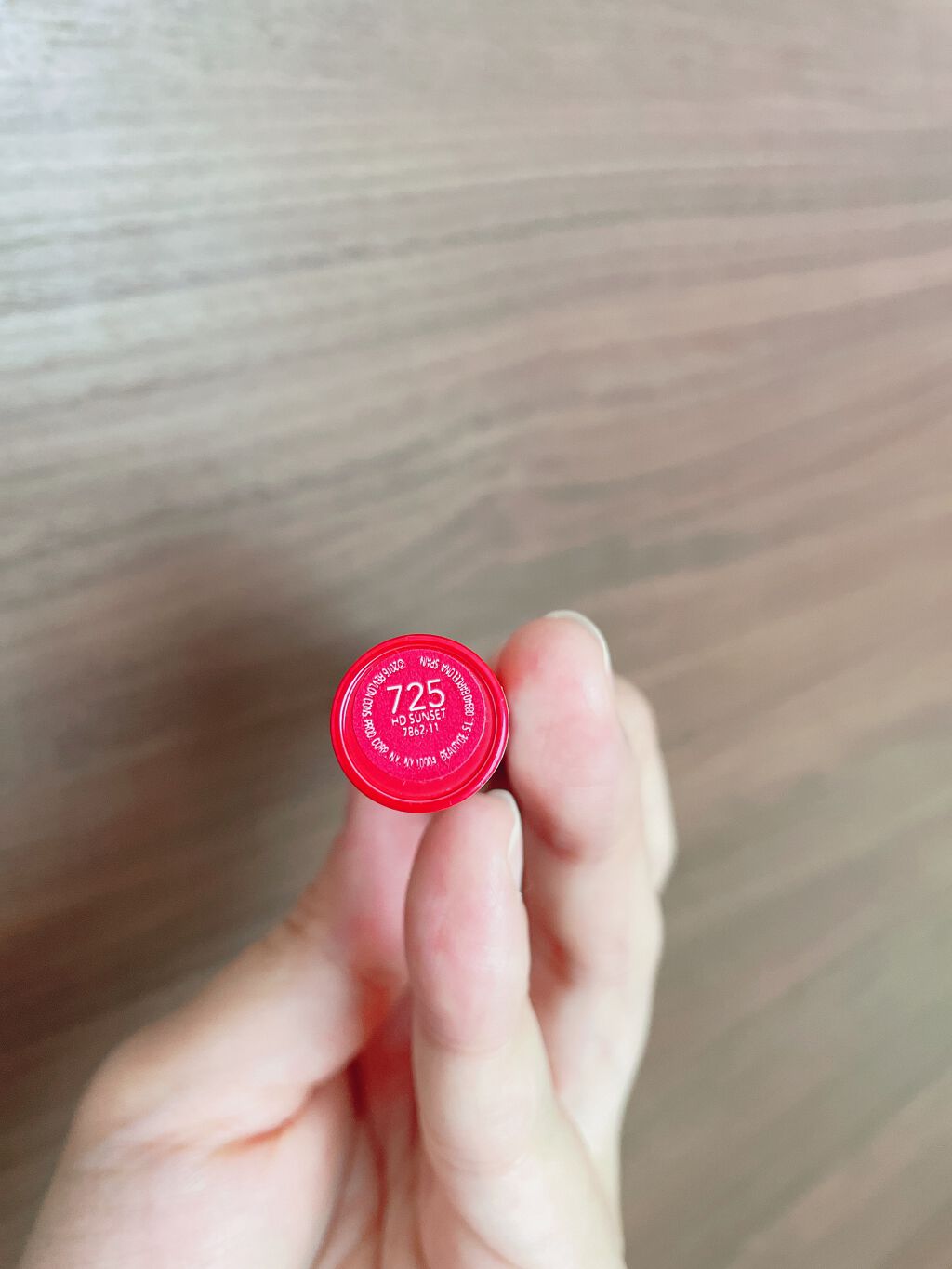 ウルトラ HD ジェル リップカラー 725 HD サンセット/REVLON/口紅を使ったクチコミ（2枚目）