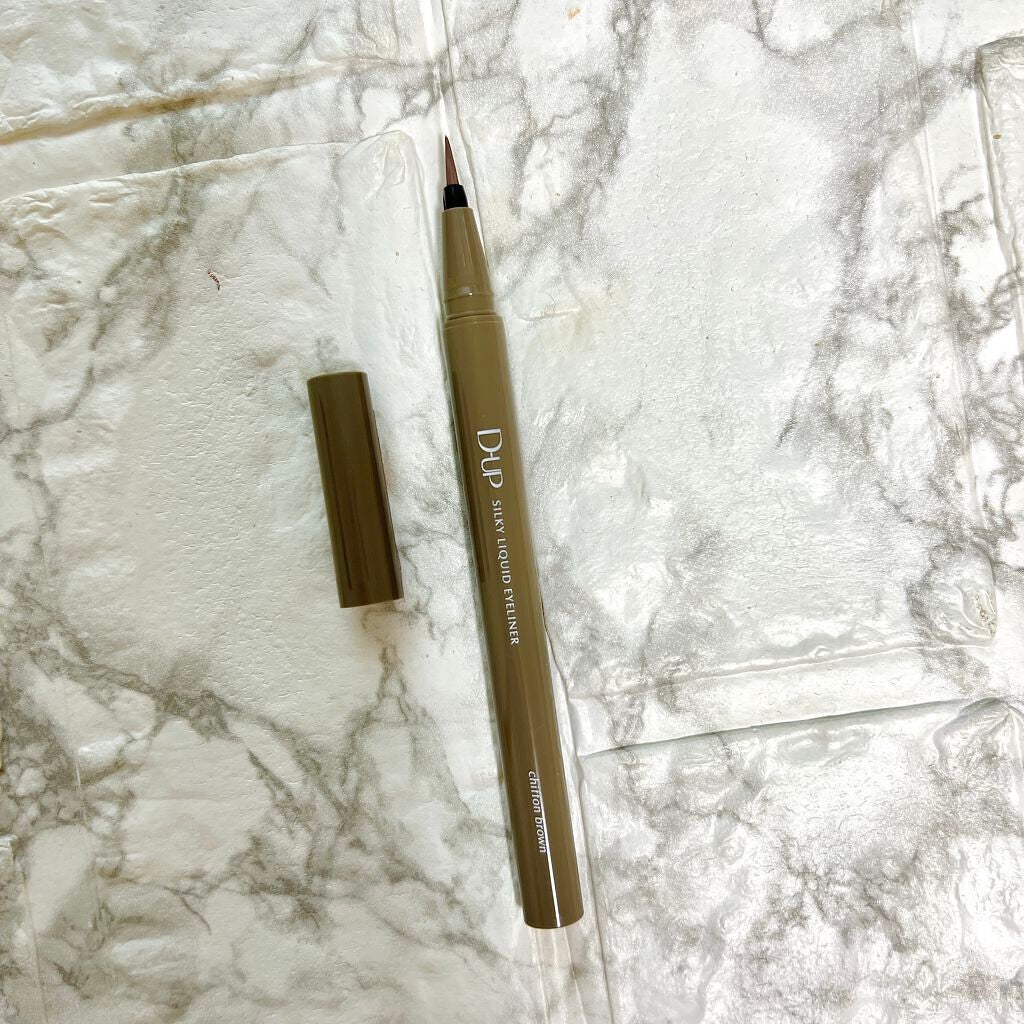 シルキーリキッドアイライナーWP/D-UP/リキッドアイライナーを使ったクチコミ(4枚目)