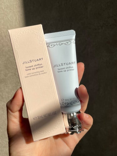 ジルスチュアート　ルーセントシフォン　トーンアップ プライマー/JILL STUART/化粧下地を使ったクチコミ（1枚目）