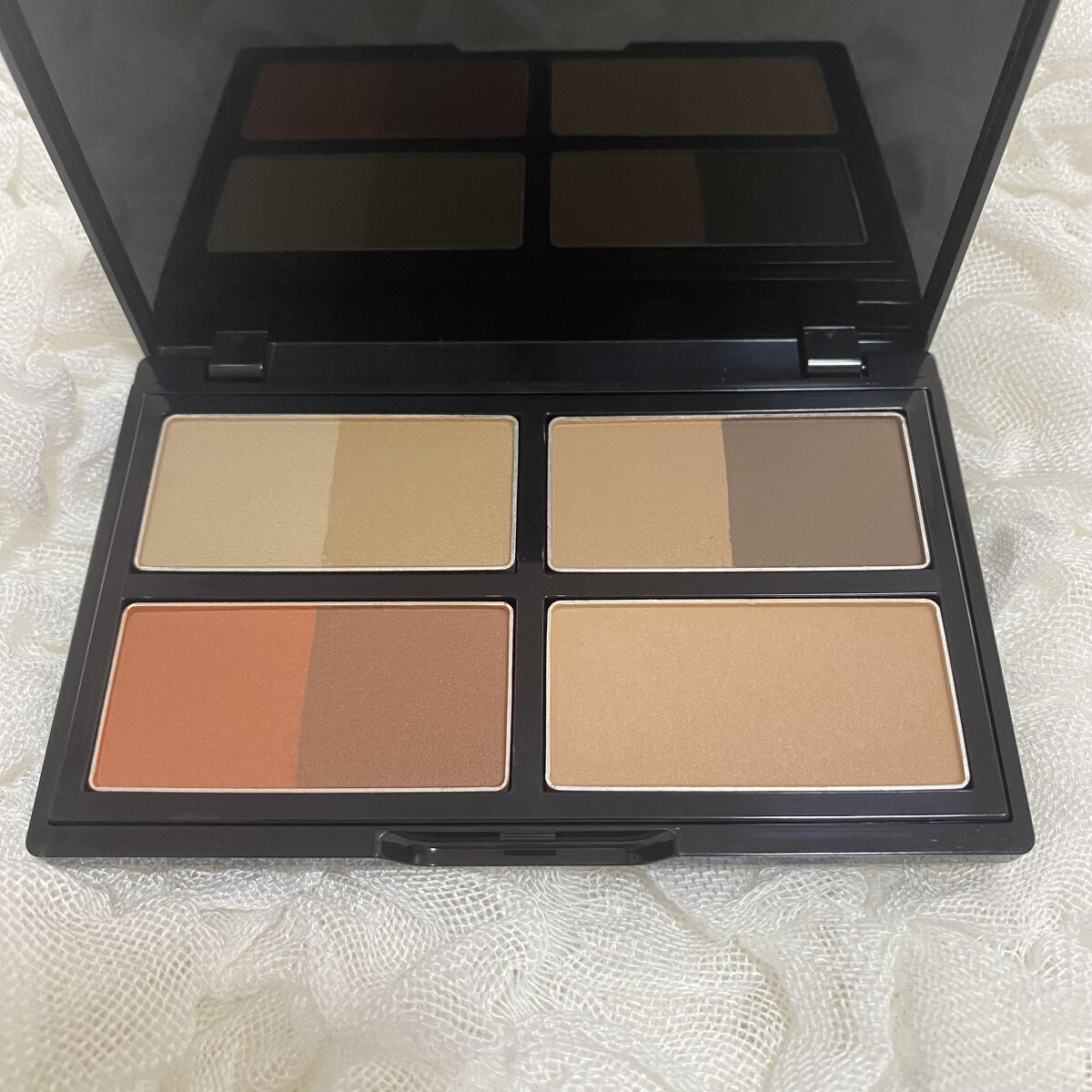 KATE 魂コレクション デザイニングシェードパレット３D/KATE/シェーディングを使ったクチコミ（2枚目）