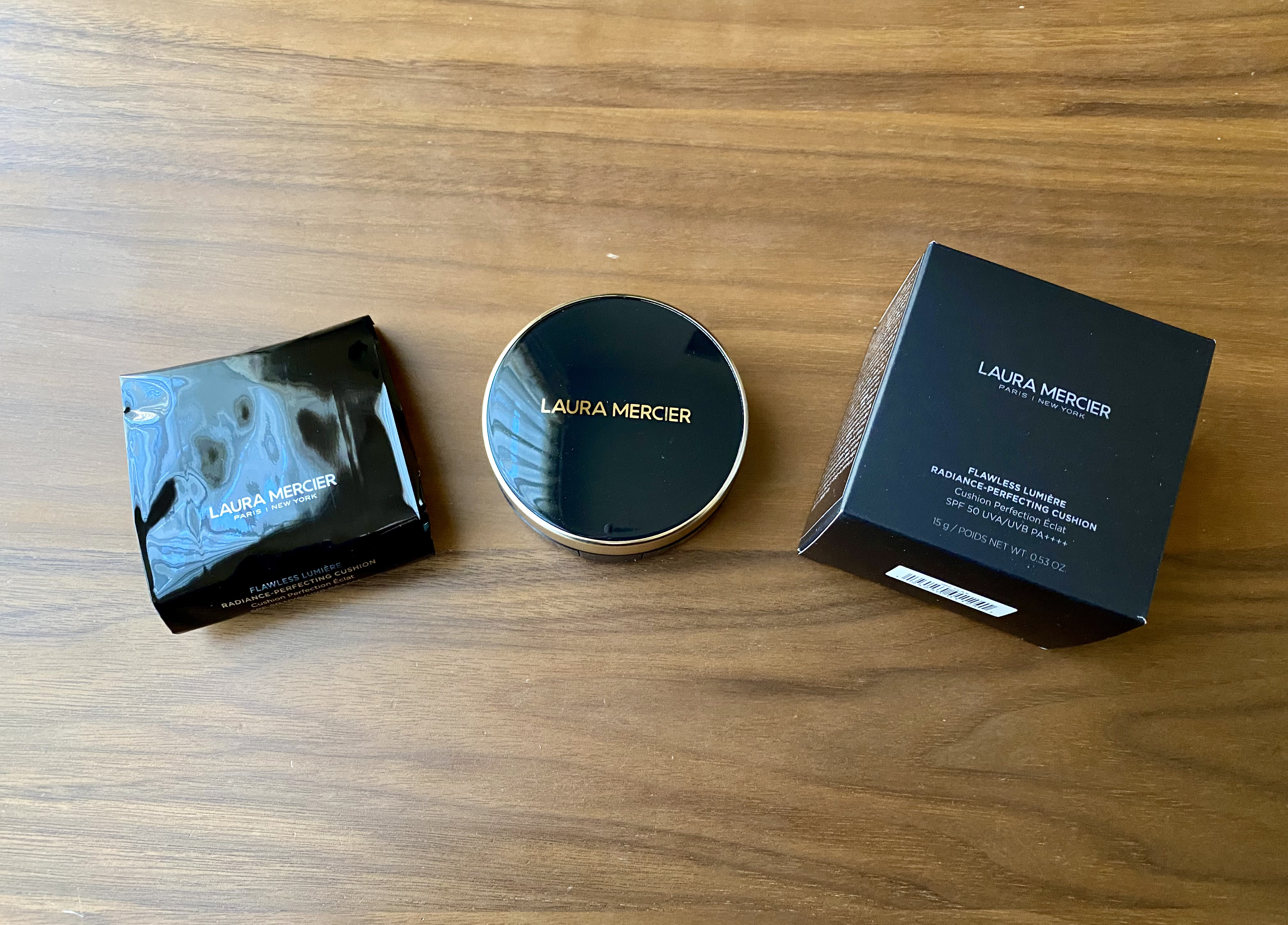 フローレス ルミエール ラディアンス パーフェクティング クッション/ローラ メルシエ/クッションファンデーションを使ったクチコミ（1枚目）