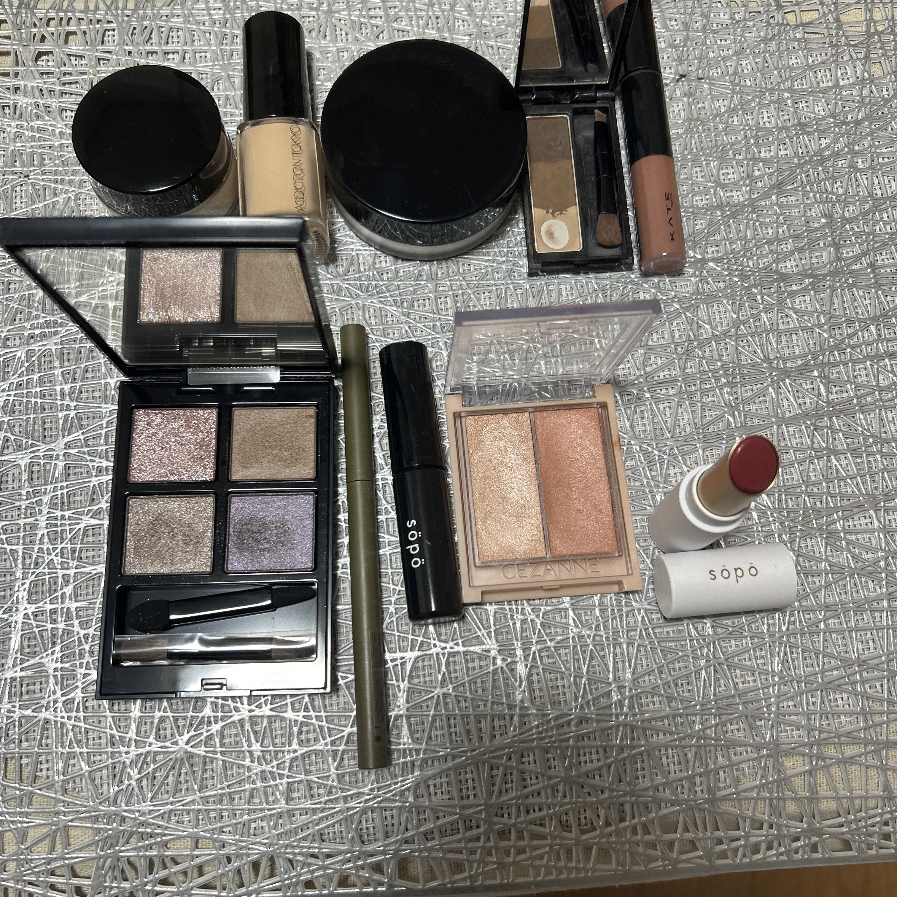 アディクション ホリデー アディクション ベースメイクアップ コレクション 2024/ADDICTION/メイクアップキットを使ったクチコミ（2枚目）