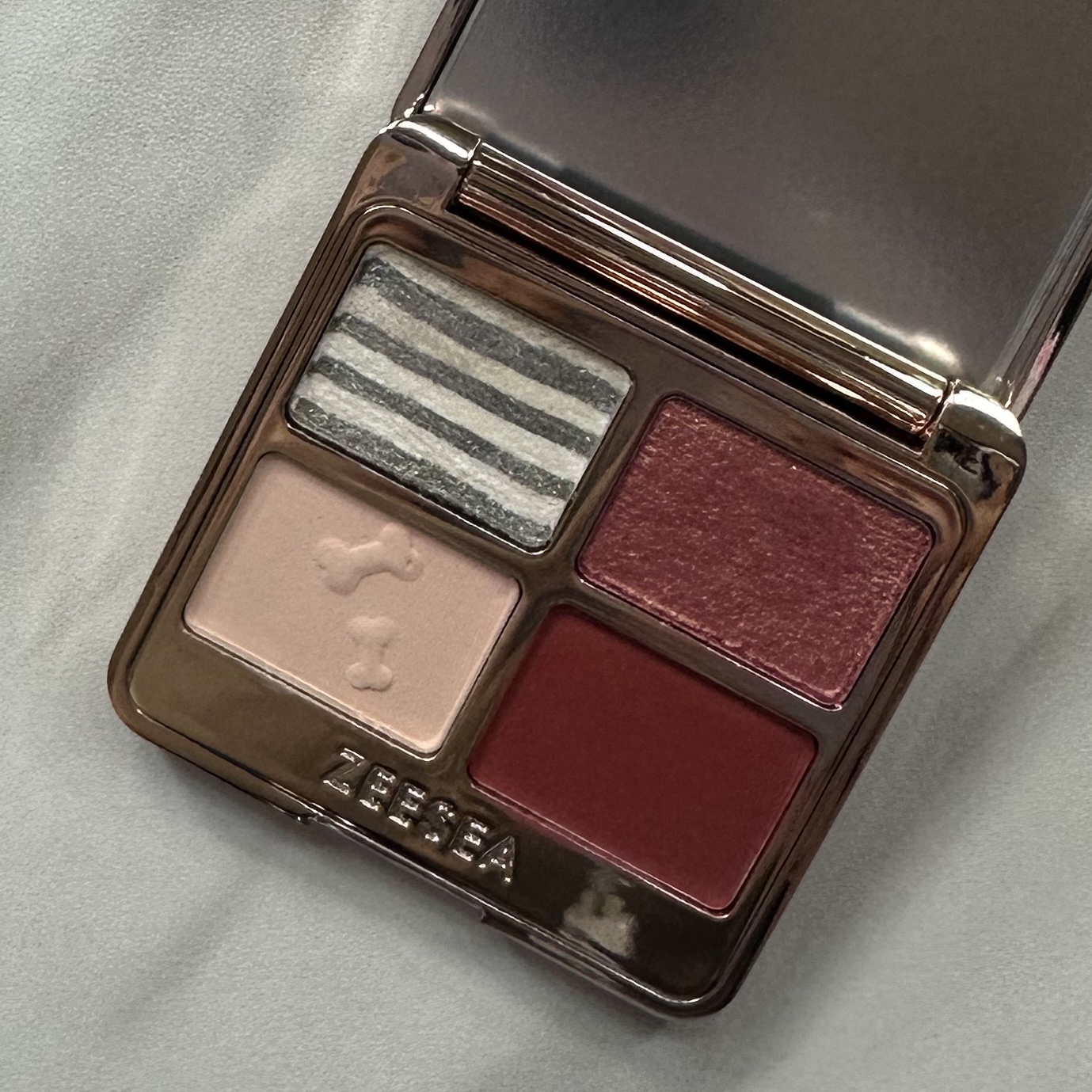 アニマルアイシャドウ(4シェード)/ZEESEA/アイシャドウパレットを使ったクチコミ（2枚目）