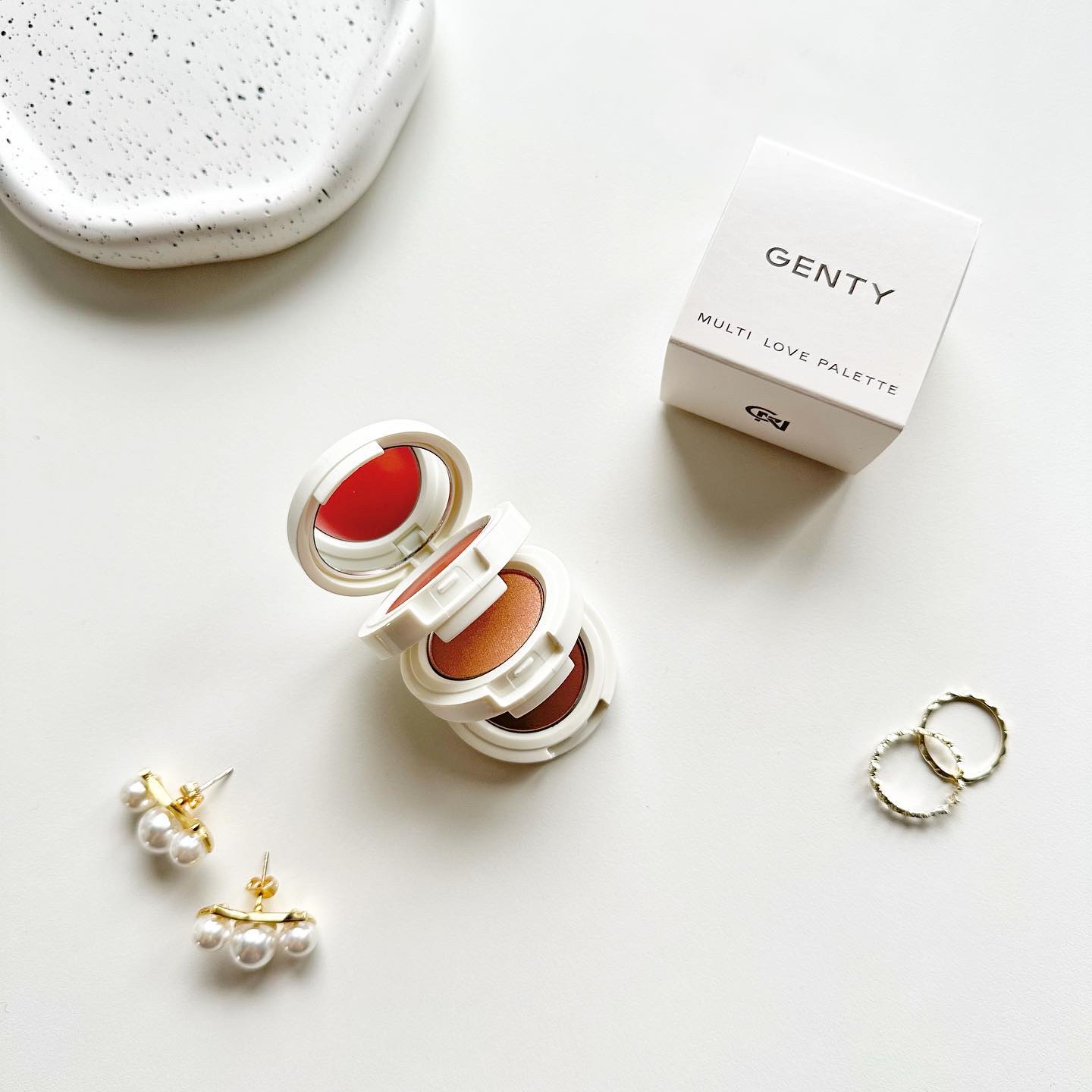 ジェンティー マルチ ラブ パレット  ウィズミーピンク/GENTY/ジェル・クリームアイシャドウを使ったクチコミ（1枚目）