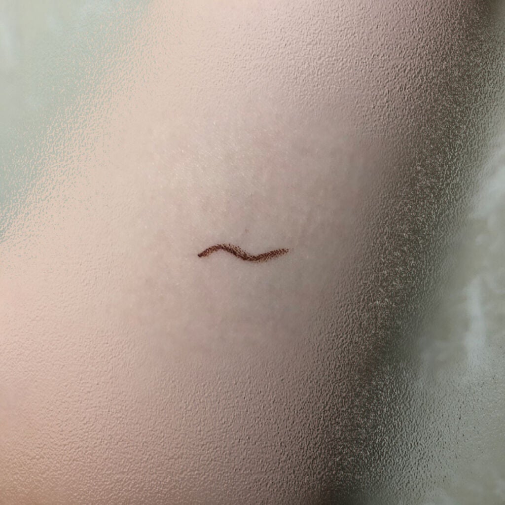 ハイパーシャープ ライナー R/MAYBELLINE NEW YORK/リキッドアイライナーを使ったクチコミ(2枚目)