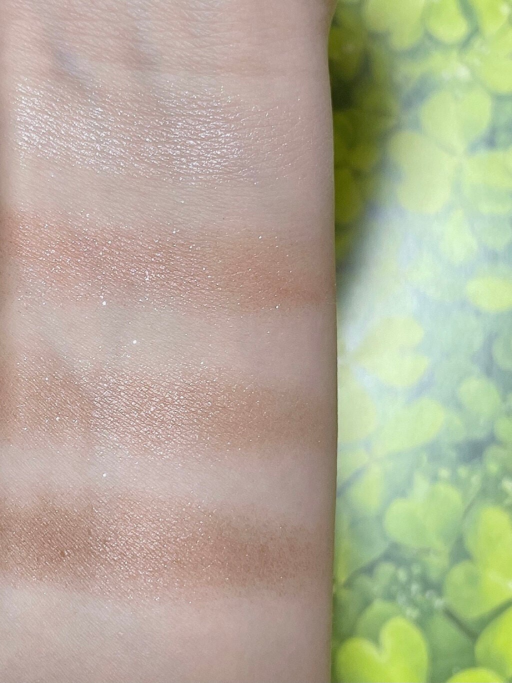 シルキースフレアイズ/キャンメイク/アイシャドウパレットを使ったクチコミ(2枚目)