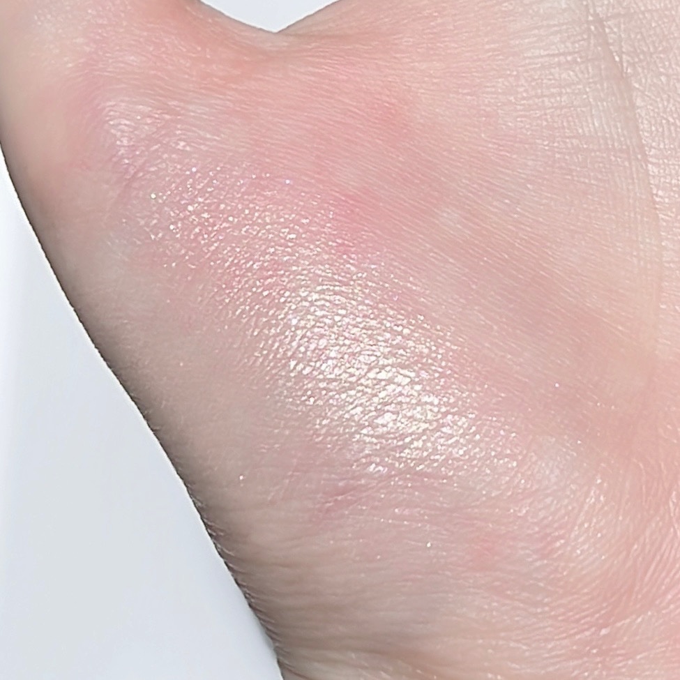 ニューデップスアイシャドウ G001 リフレクション/hince/単色アイシャドウを使ったクチコミ（3枚目）