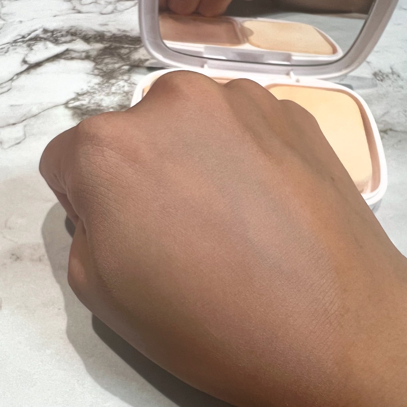 パウダーファンデーション/media luxe/パウダーファンデーションを使ったクチコミ(3枚目)