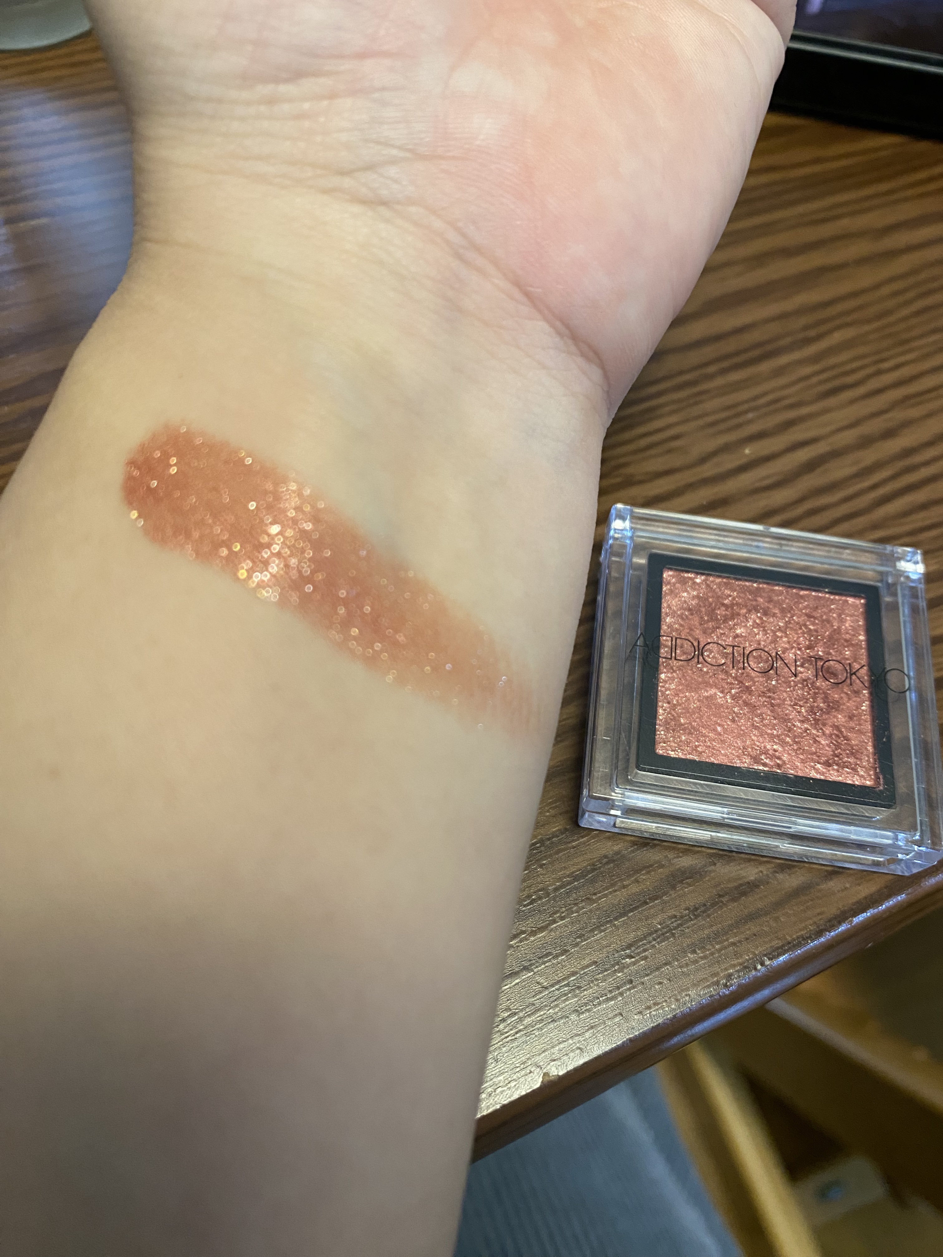 ザ アイシャドウ L/ADDICTION/単色アイシャドウを使ったクチコミ（2枚目）