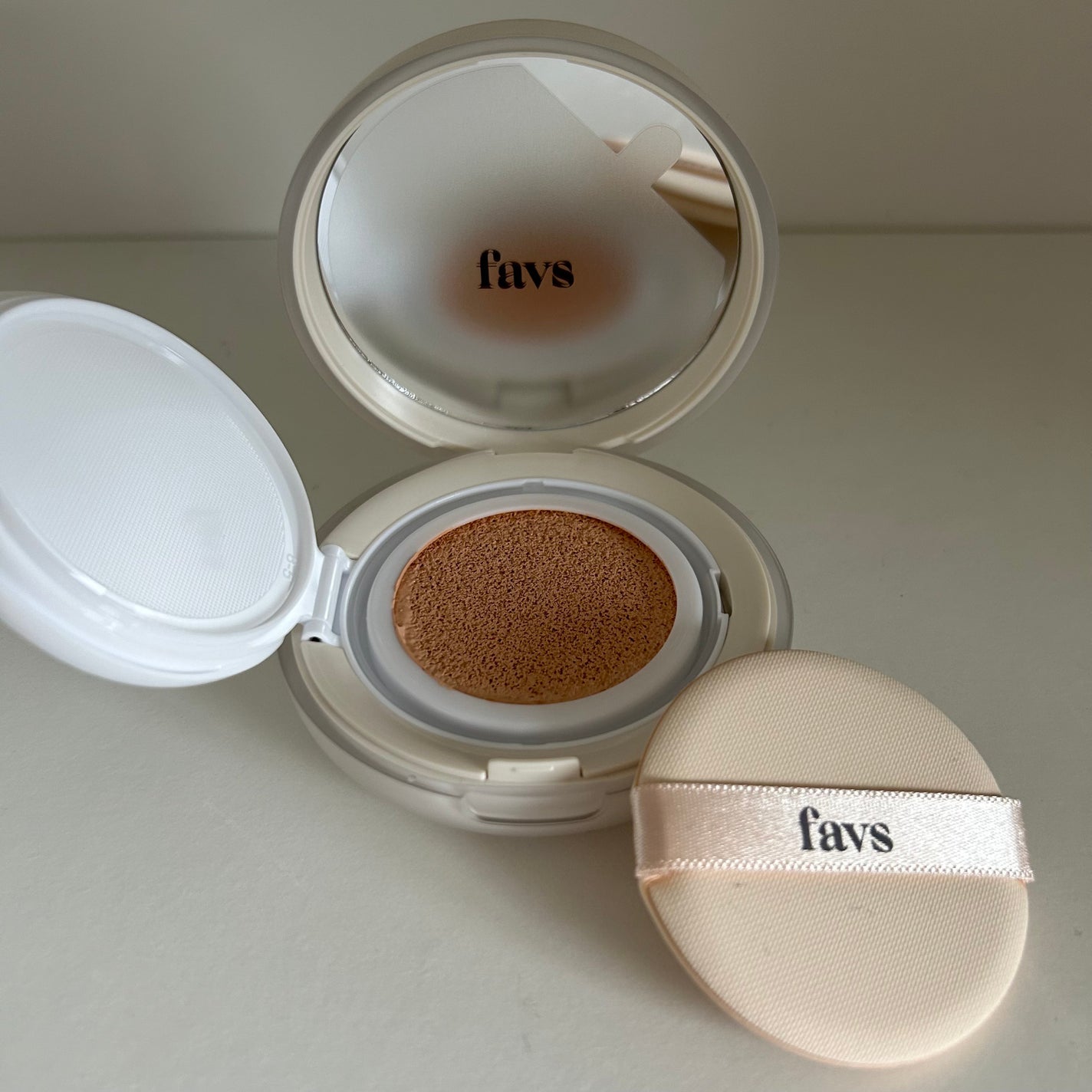 カーミンググロウアップクッションファンデーション/favs/リキッドファンデーションを使ったクチコミ(3枚目)