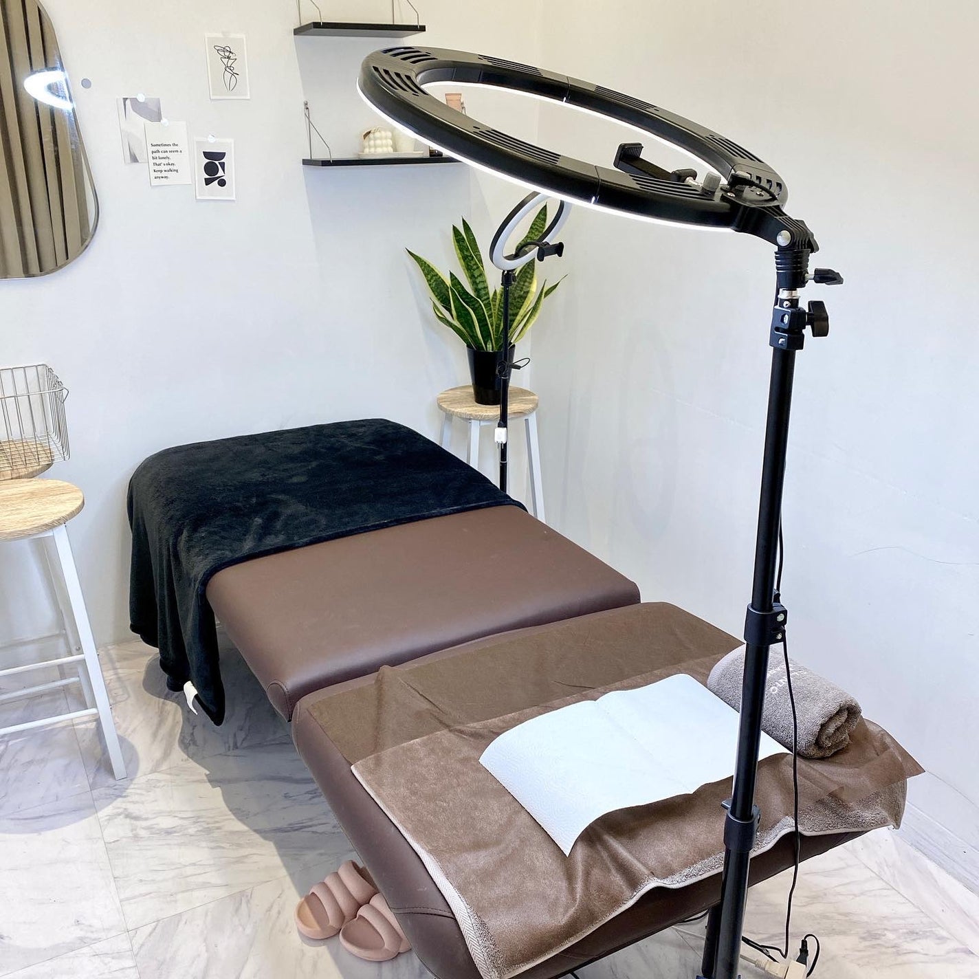 ããã¿ðãã©ãã100 on LIPS ãé座äžäžç®é§
ããåŸæ©3åãããã®å Žæã«ããONClinicã«è¡..ãïŒ8æç®ïŒ