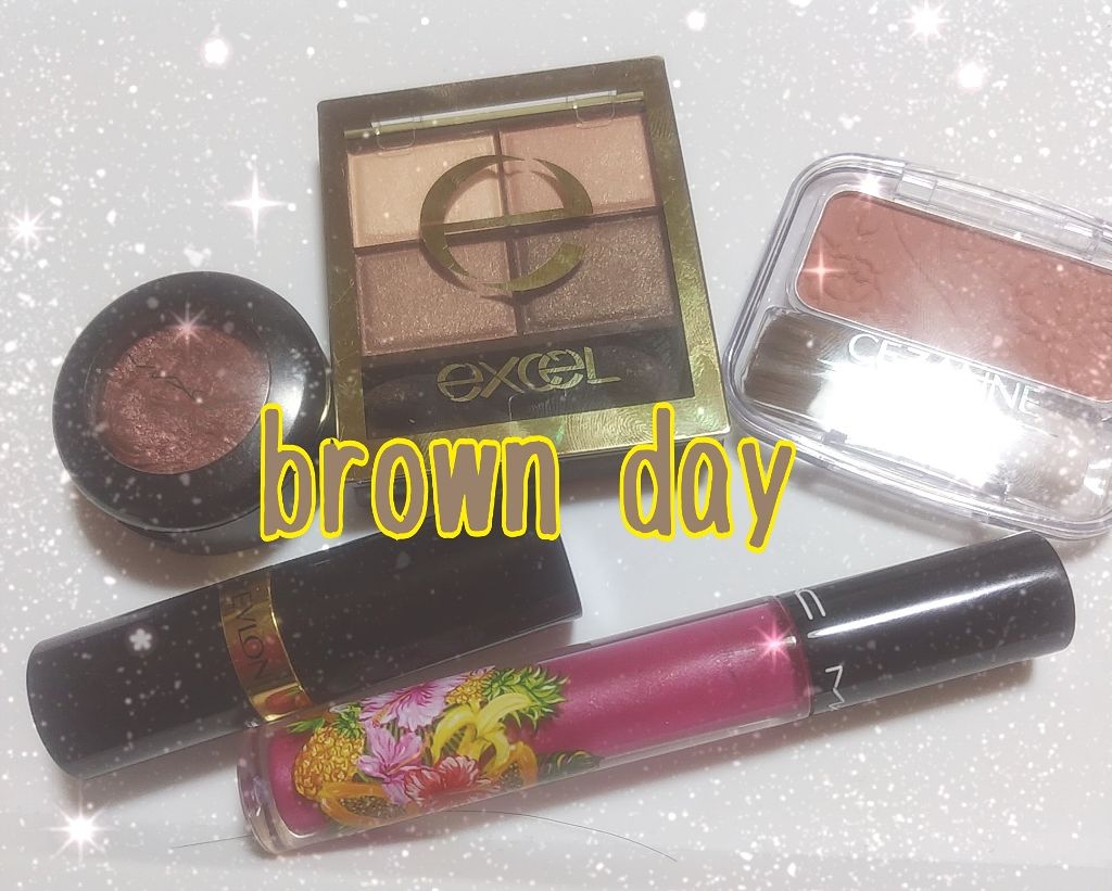 エクストラ ディメンション アイシャドウ/M・A・C/単色アイシャドウを使ったクチコミ（1枚目）