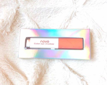 【購入品紹介】

🍓novo color eye shadow 05

以前から気になっていた韓国コスメの
スティックアイシャドウを今回は買ってみました！

なんと！これだけでグラデーションが出来るんで