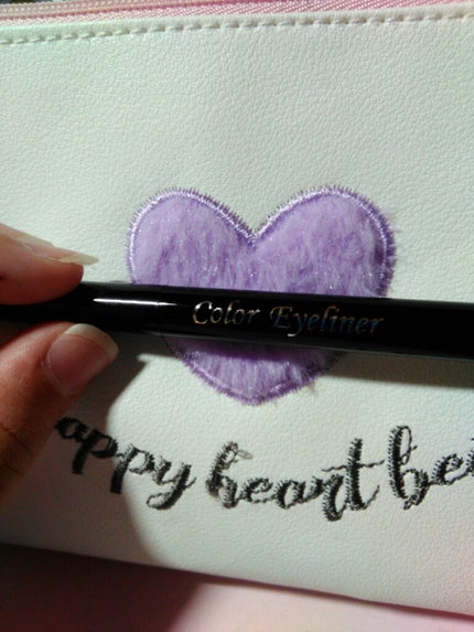 エスポルール カラーアイライナーD/DAISO/リキッドアイライナーを使ったクチコミ(1枚目)