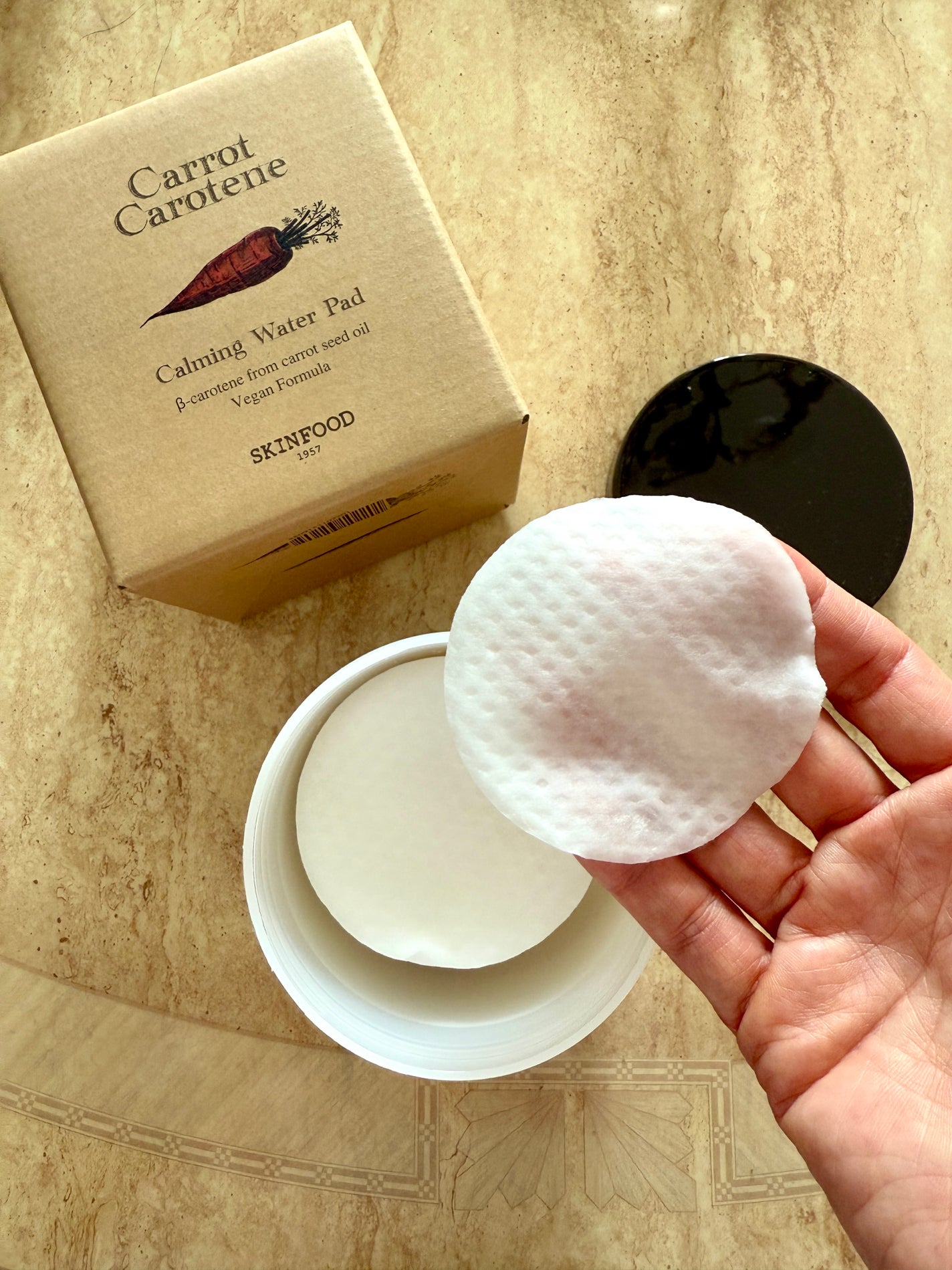 キャロットカロテン カーミングウォーターパッド/SKINFOOD/トナーパッドを使ったクチコミ(2枚目)