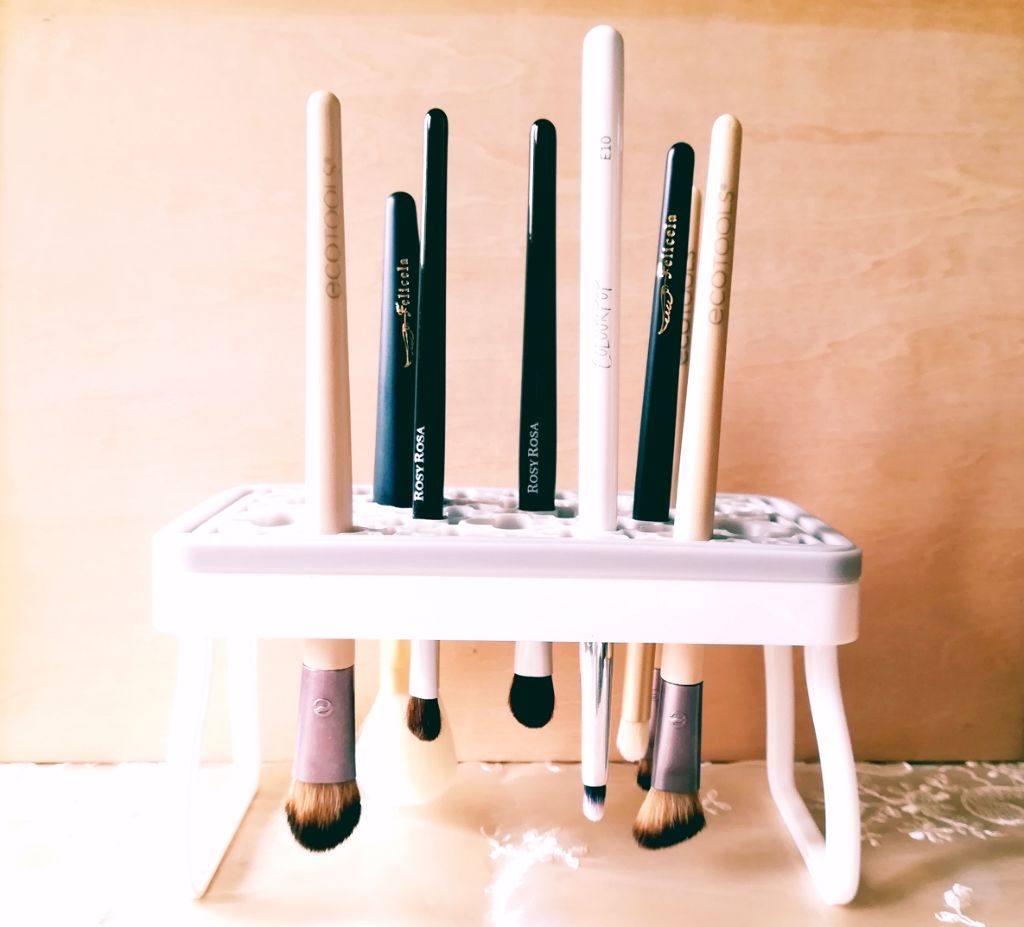 メイクブラシスタンド/セリア/その他化粧小物を使ったクチコミ(1枚目)