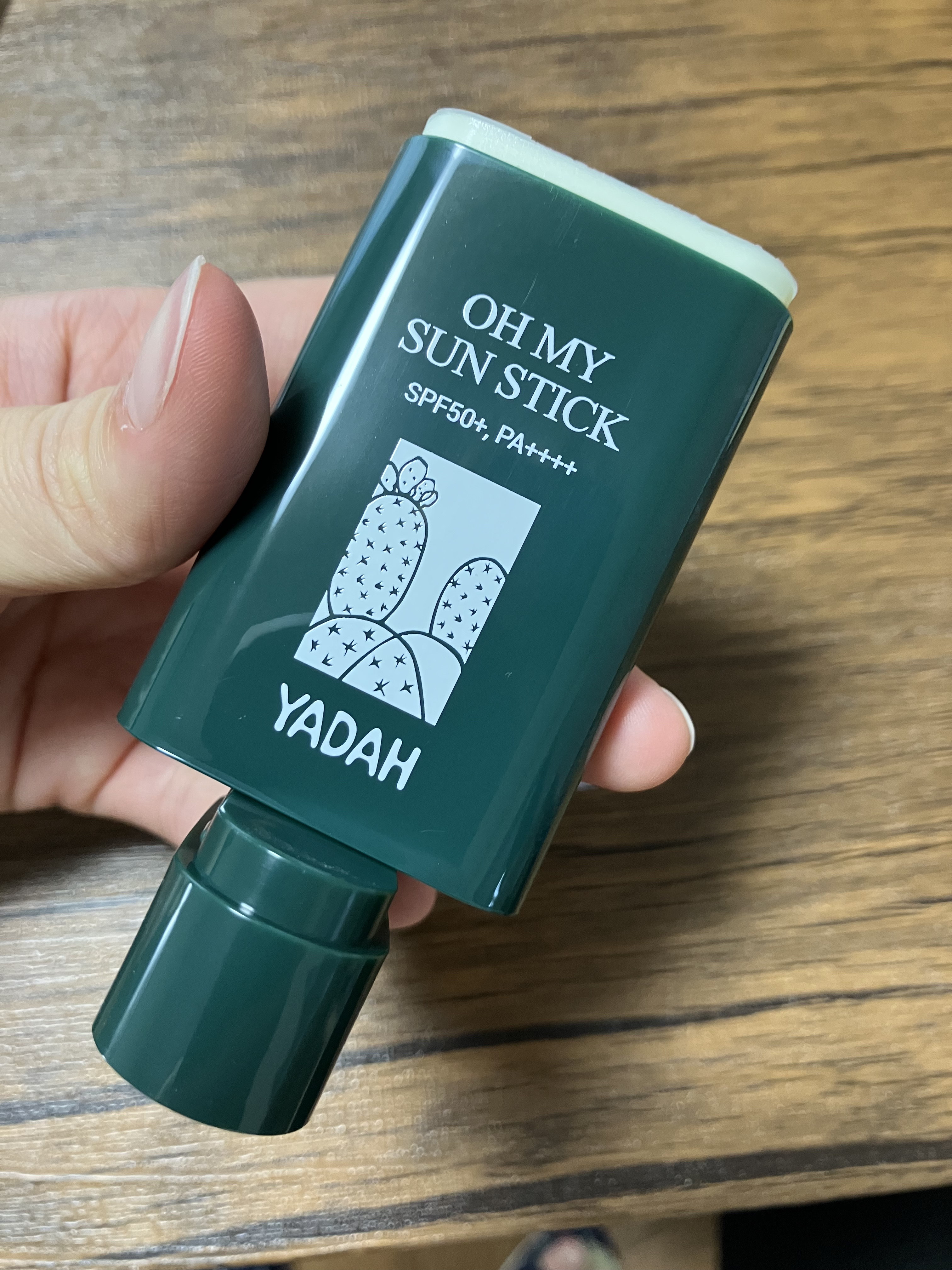 オマイサンスティック/YADAH/日焼け止めスティックを使ったクチコミ（2枚目）