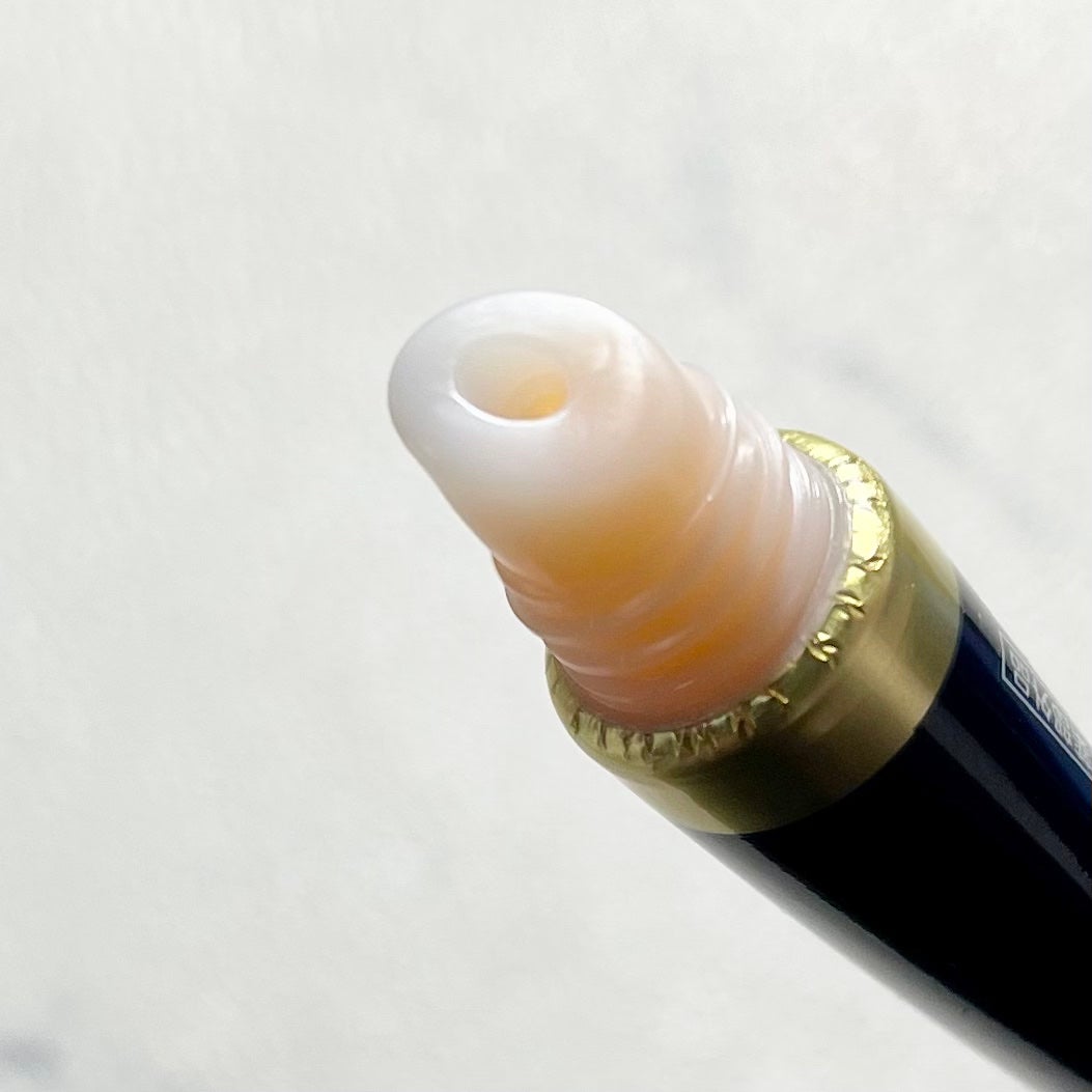 ニベア ロイヤルブルーリップ 濃密美容ケア/ニベア/リップ美容液を使ったクチコミ(5枚目)