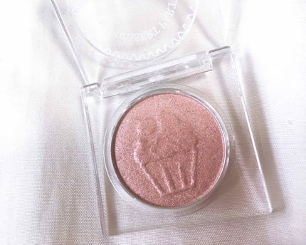 SKINFOOD マイデザート パーティ アイシャドウのクチコミ「🍨SKINFOOD MY DESSERT PARTY🍨
#S07 ストロベリーバナナシェイク.....」(2枚目)