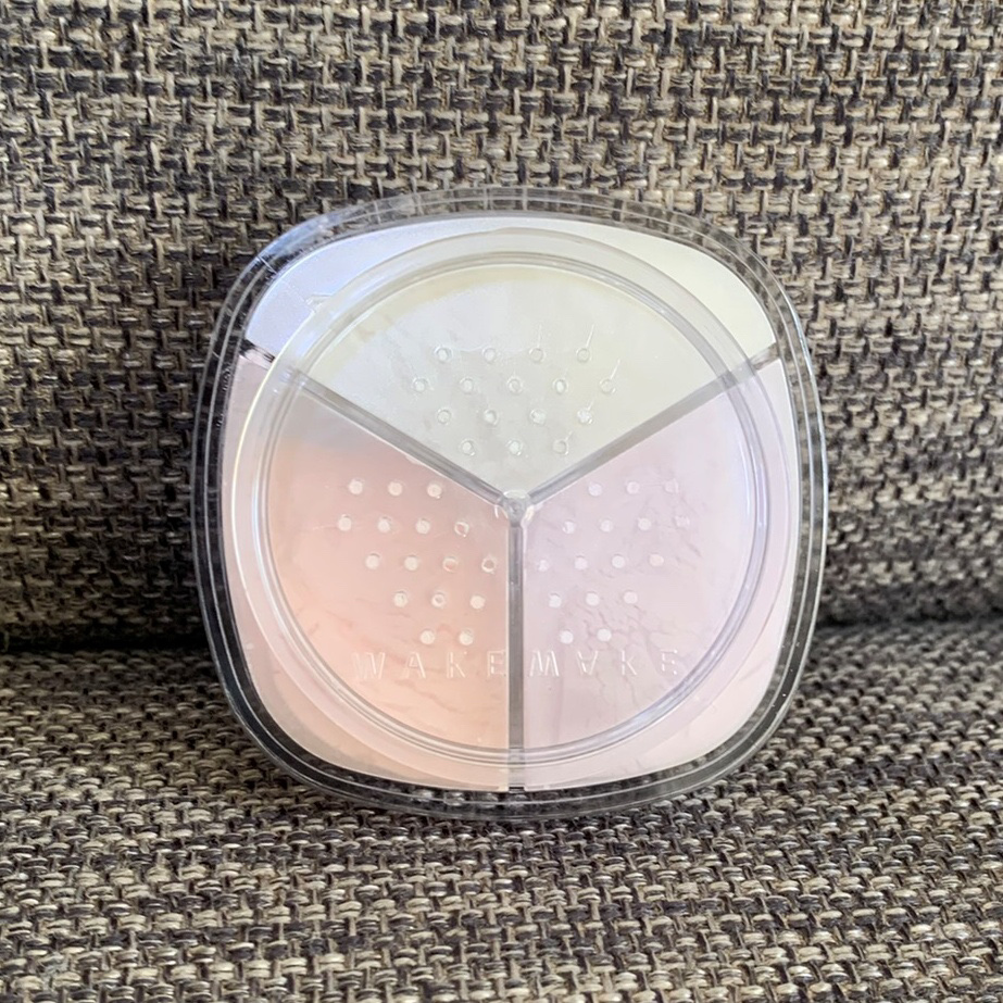 ステイフィクサーマルチカラーパウダー/wakemake/ルースパウダーを使ったクチコミ（2枚目）