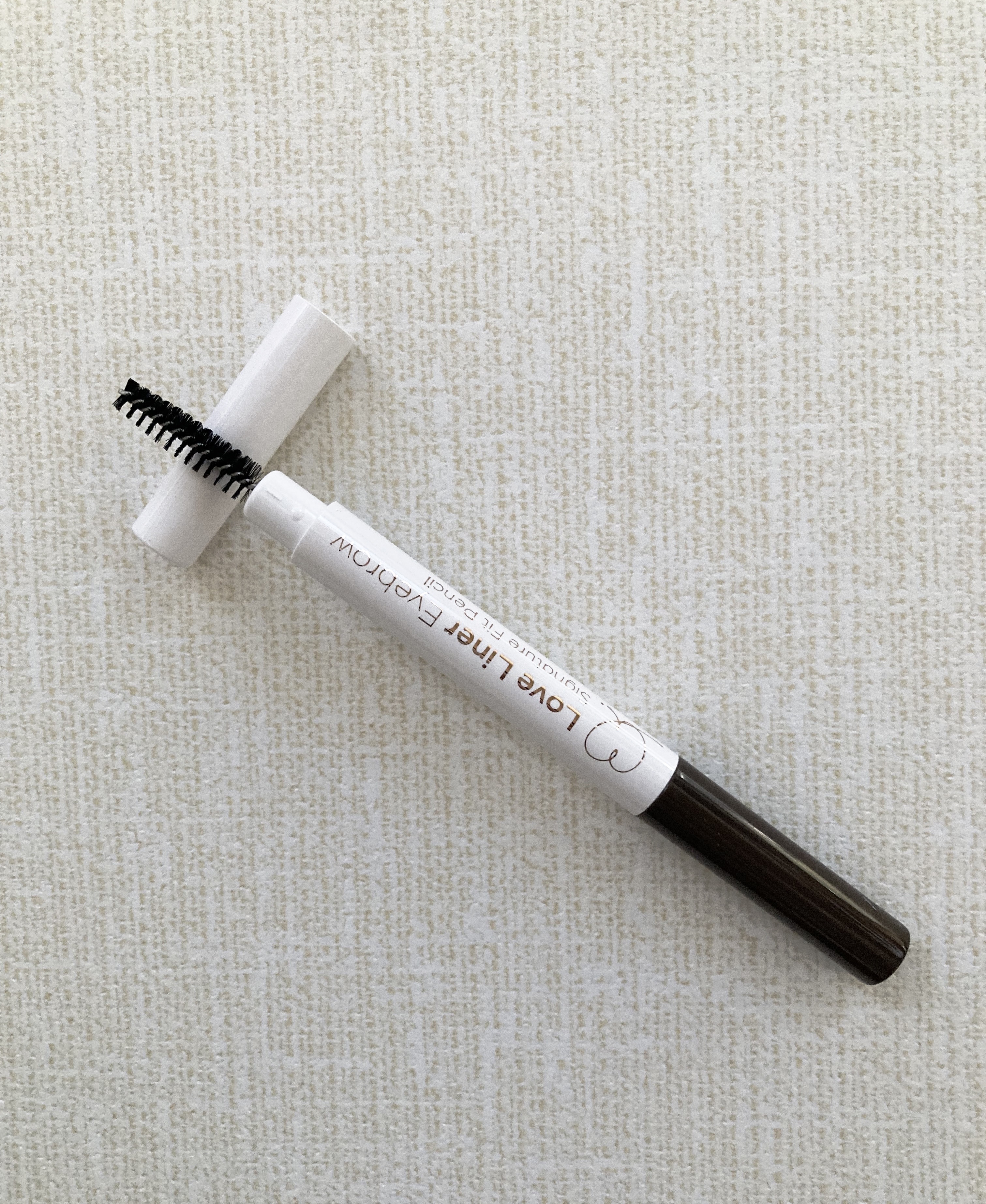 ラブ・ライナー　シグネチャーフィットペンシル＜アイブロウ＞/ラブ・ライナー/アイブロウペンシルを使ったクチコミ（3枚目）