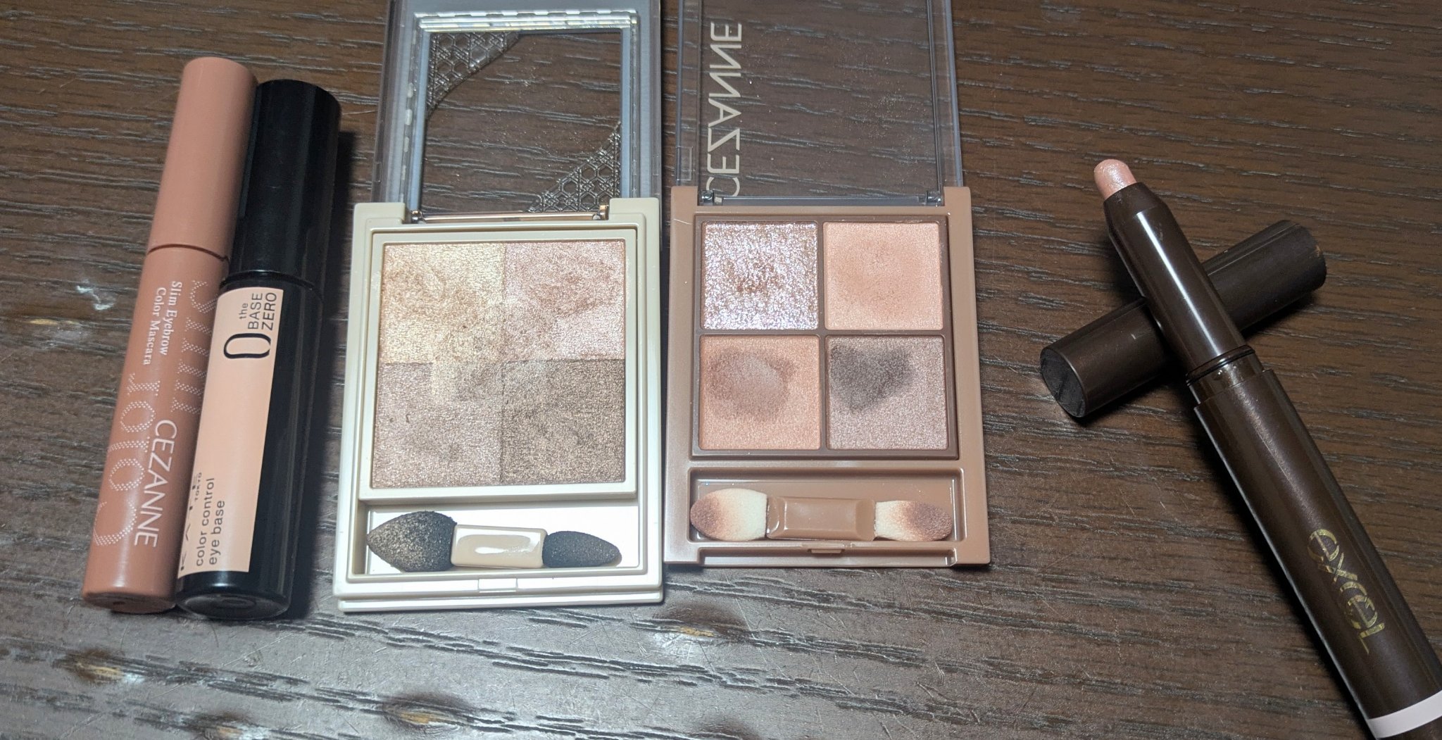 グリームオンフィットシャドウ/excel/スティックアイシャドウを使ったクチコミ（1枚目）