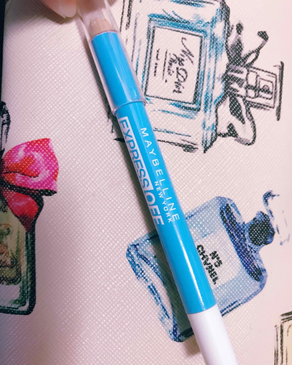 エクスプレス オフ/MAYBELLINE NEW YORK/ポイントメイクリムーバーを使ったクチコミ（1枚目）