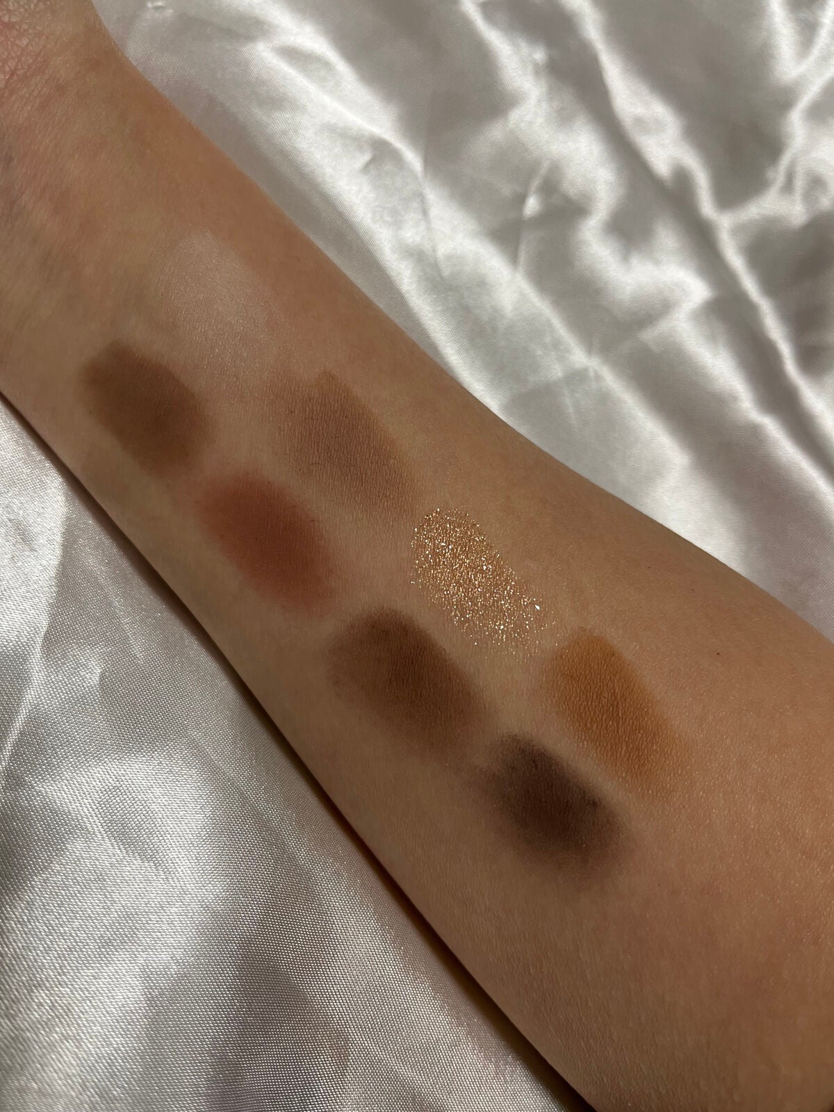 雪乃美雨❄︎𓈒𓍯@ふぉろば on LIPS 「WONKAのチョコレート風アイシャドウ🍫レビュー✂ーーーーーー..」(4枚目)