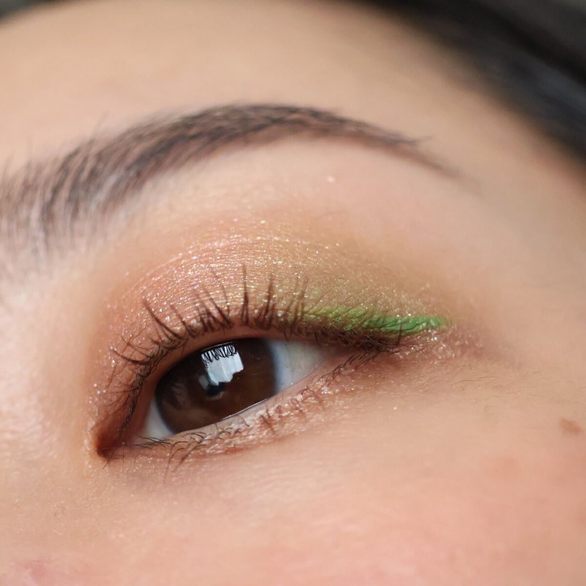 Super Shock Shadow/ColourPop/単色アイシャドウを使ったクチコミ(2枚目)