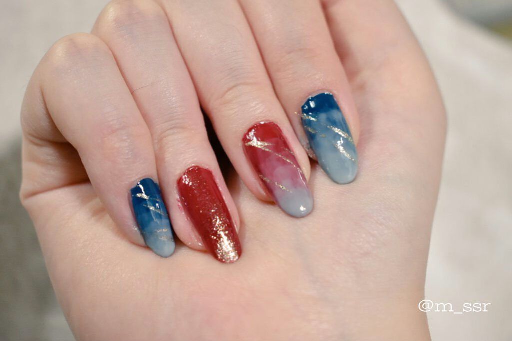 カラフルネイルズ/キャンメイク/マニキュアを使ったクチコミ（2枚目）