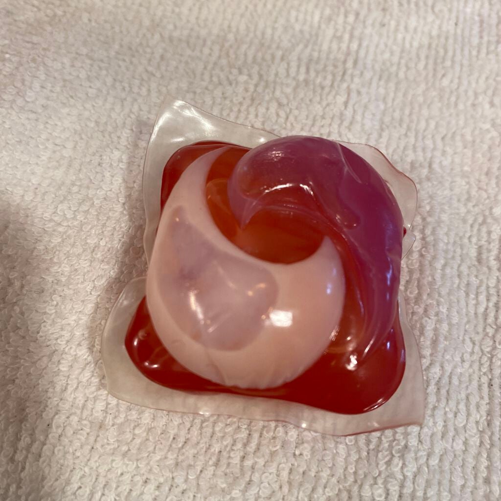 ボールドジェルボール3D 癒しのプレミアムブロッサムの香り/ボールド/洗濯洗剤を使ったクチコミ(2枚目)