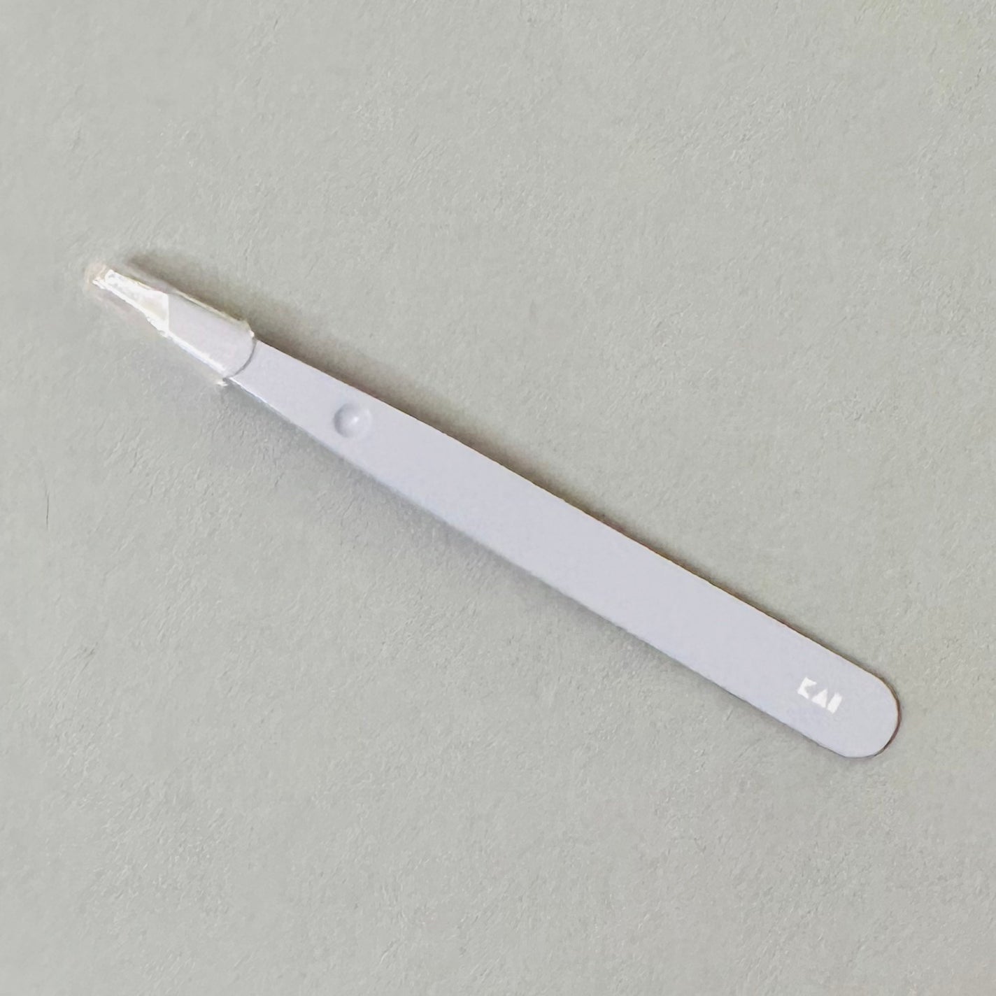 がっちりキャッチ毛抜き(ニュアンスブルー)/貝印/毛抜きを使ったクチコミ(2枚目)