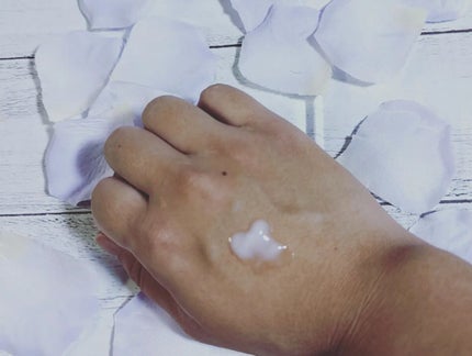 ディフェンス オールインワンジェル/Ms.SYNERGY/オールインワン化粧品を使ったクチコミ(3枚目)