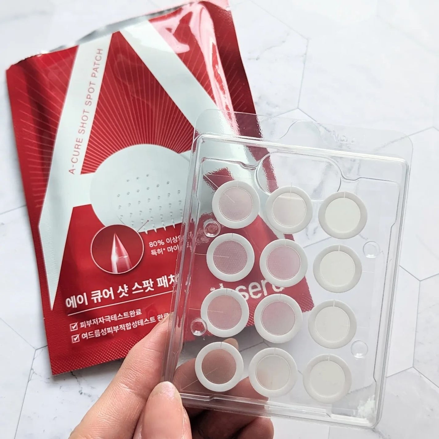 エーキュアショットスポットパッチ/obsero/にきびパッチを使ったクチコミ(1枚目)