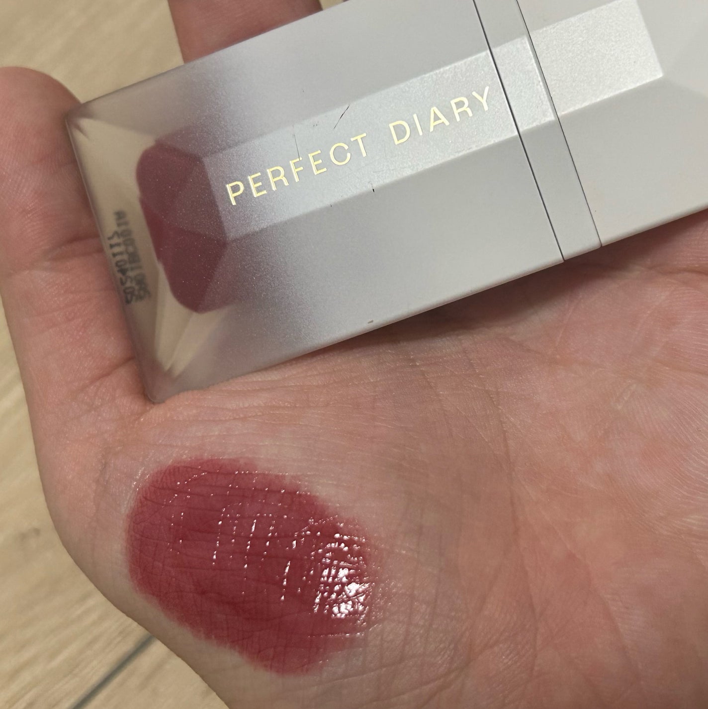 PERFECT DIARY (パーフェクトダイアリー) READ ME フローティングライト リップグロス/PERFECT DIARY/リップグロスを使ったクチコミ(3枚目)