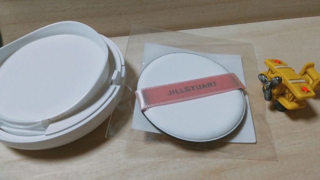 ピュアエッセンス クッションコンパクト/JILL STUART/クッションファンデーションを使ったクチコミ（2枚目）