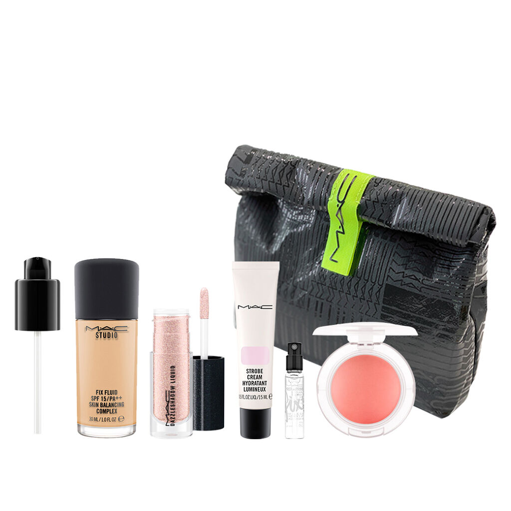M・A・C ニュー イヤー メイクアップ キット (ダズル アイ)