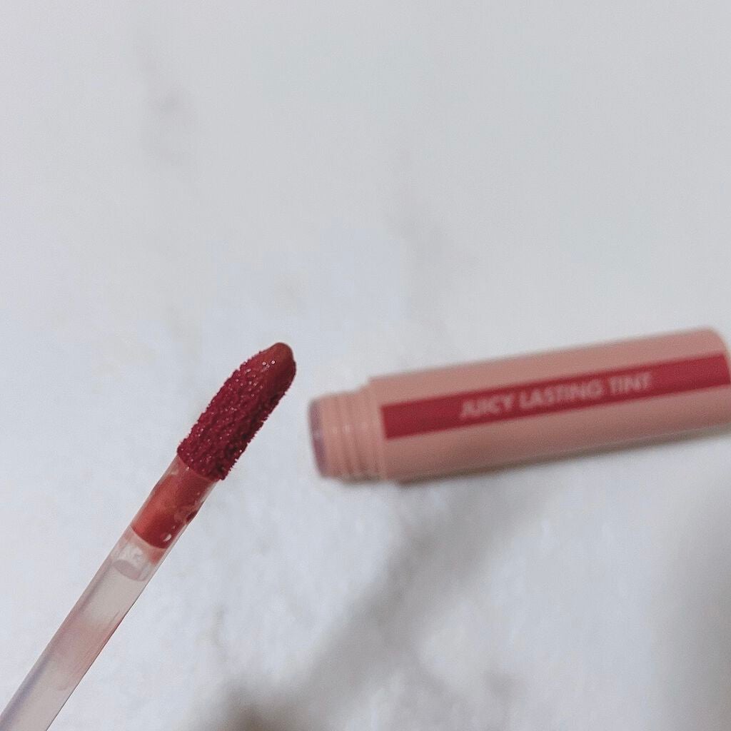 ジューシーラスティングティント/rom&nd/リップティントを使ったクチコミ(2枚目)