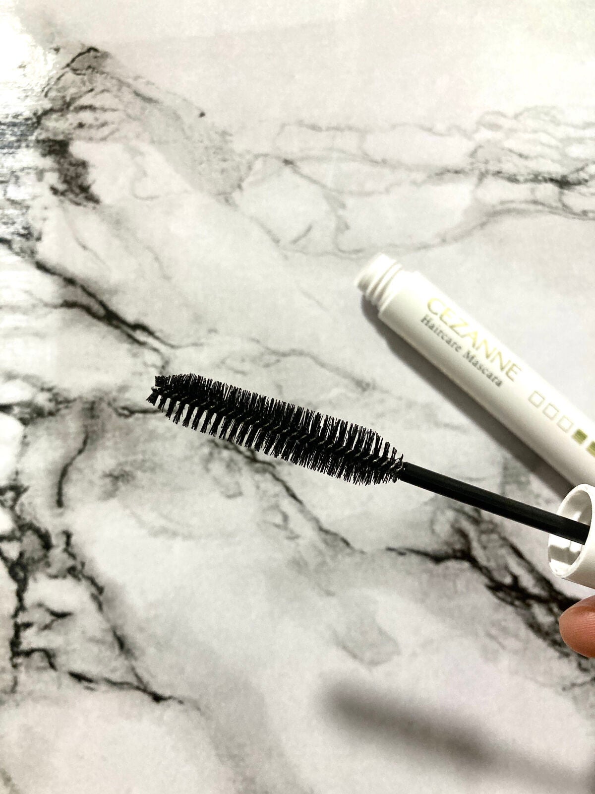 ヘアケアマスカラ/CEZANNE/ヘアジェルを使ったクチコミ(2枚目)