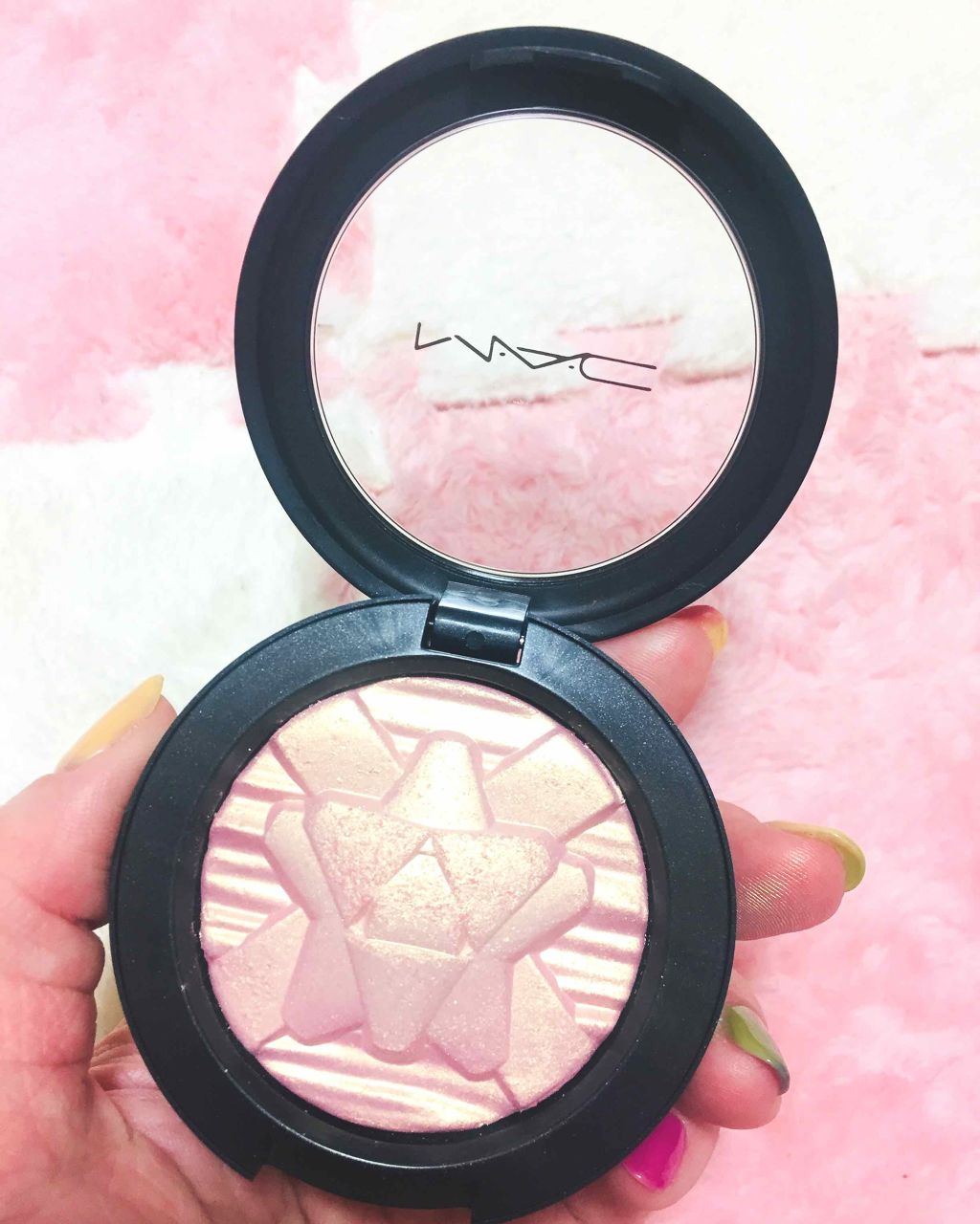 エクストラ ディメンション スキンフィニッシュ/M・A・C/プレストパウダーを使ったクチコミ(2枚目)