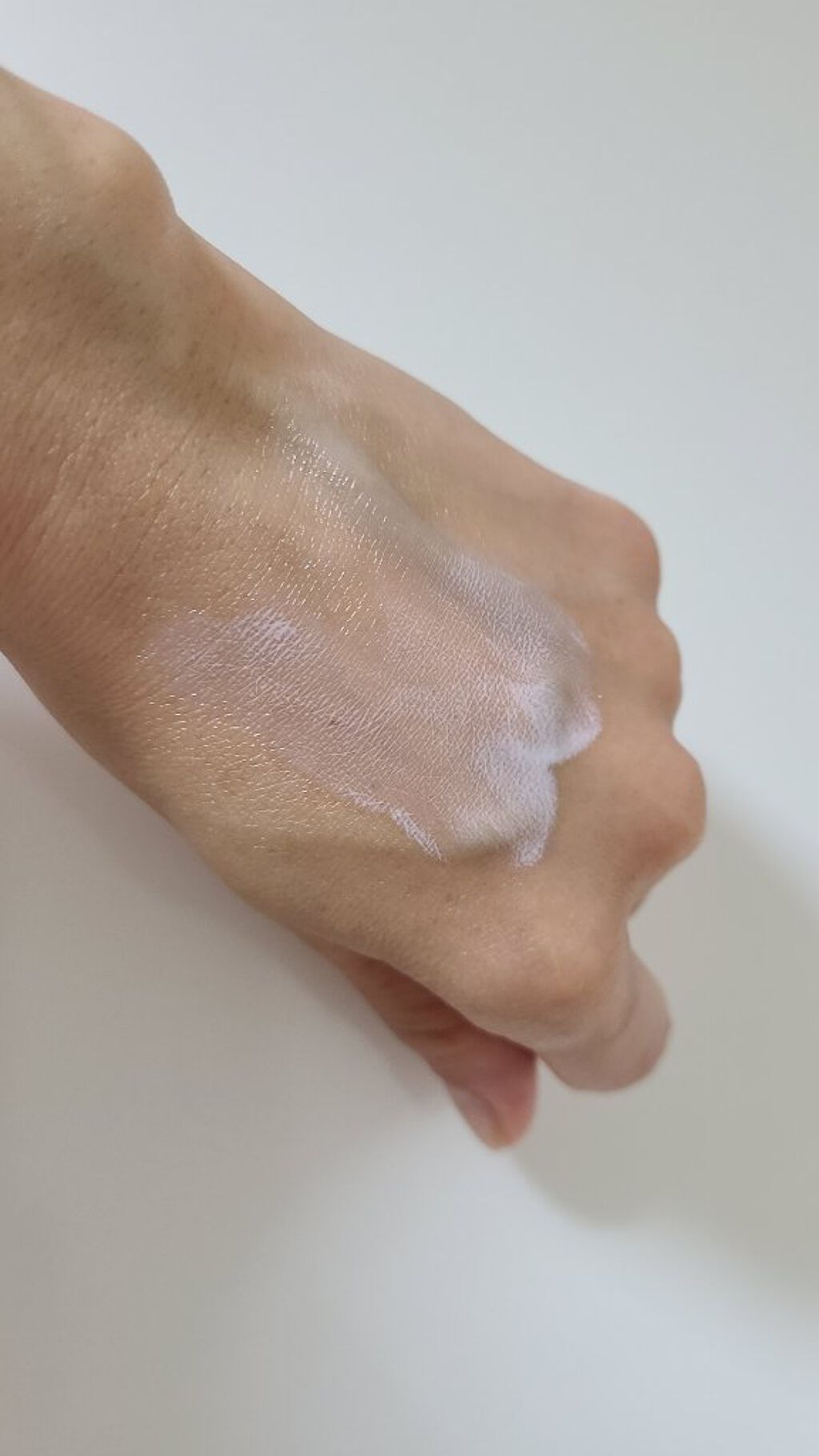 ベネフィーク クリア UV エッセンス（ＵＶ＆ＩＲ）/BENEFIQUE/日焼け止めローションを使ったクチコミ（2枚目）