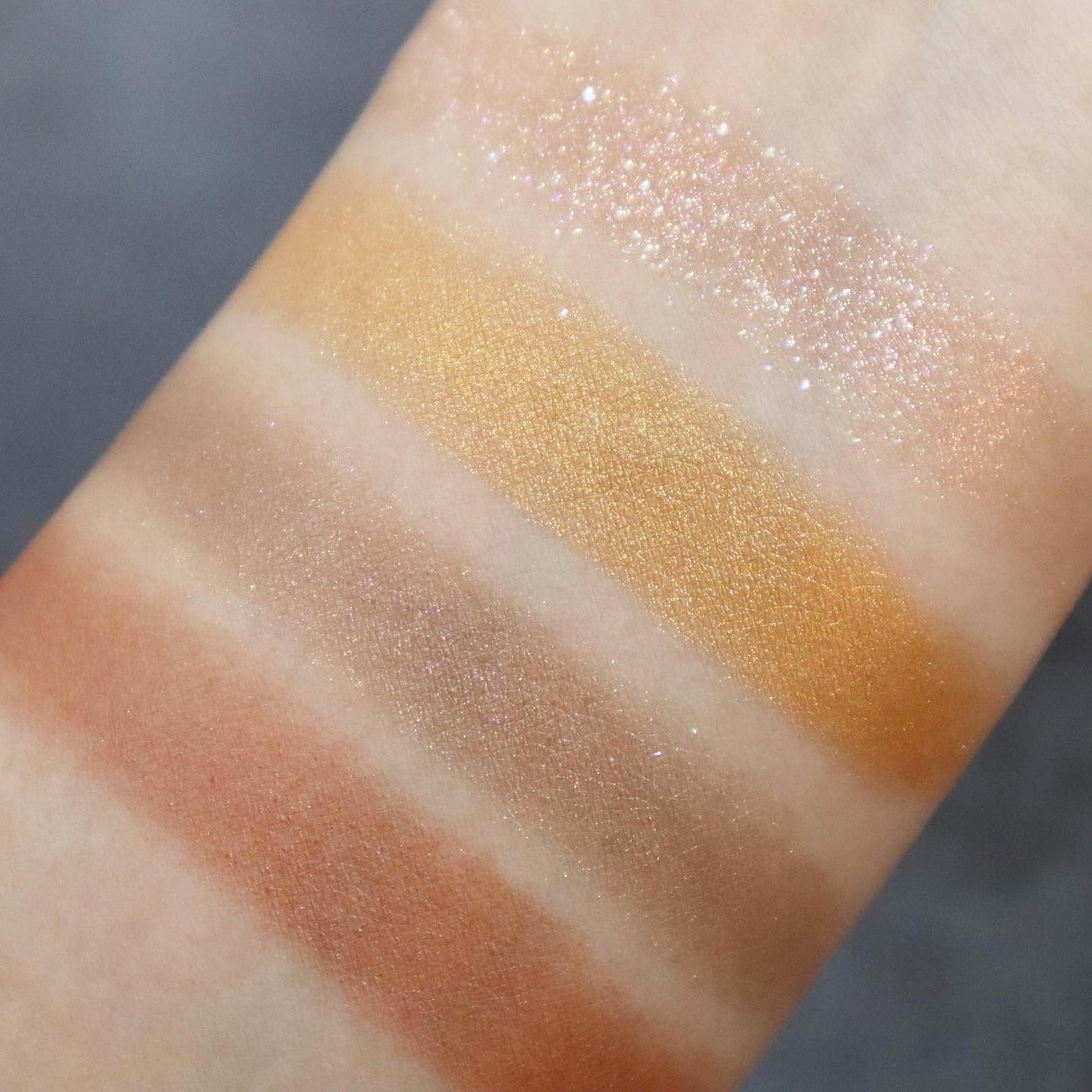 シグニチャー カラー アイズ/SUQQU/アイシャドウパレットを使ったクチコミ(4枚目)