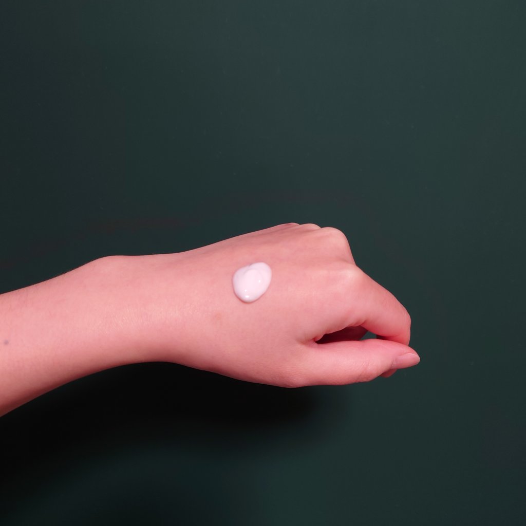 イドラクラリティ マイクロエッセンス クレンジングエマルジョン/DECORTÉ/ミルククレンジングを使ったクチコミ（2枚目）