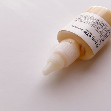 ビーエスコスメ エッセンスTWのクチコミ「☑︎夜用美容液
#ビーエスコスメ @bs_cosme .
#エッセンスTW
.
寝ているあいだ.....」(3枚目)