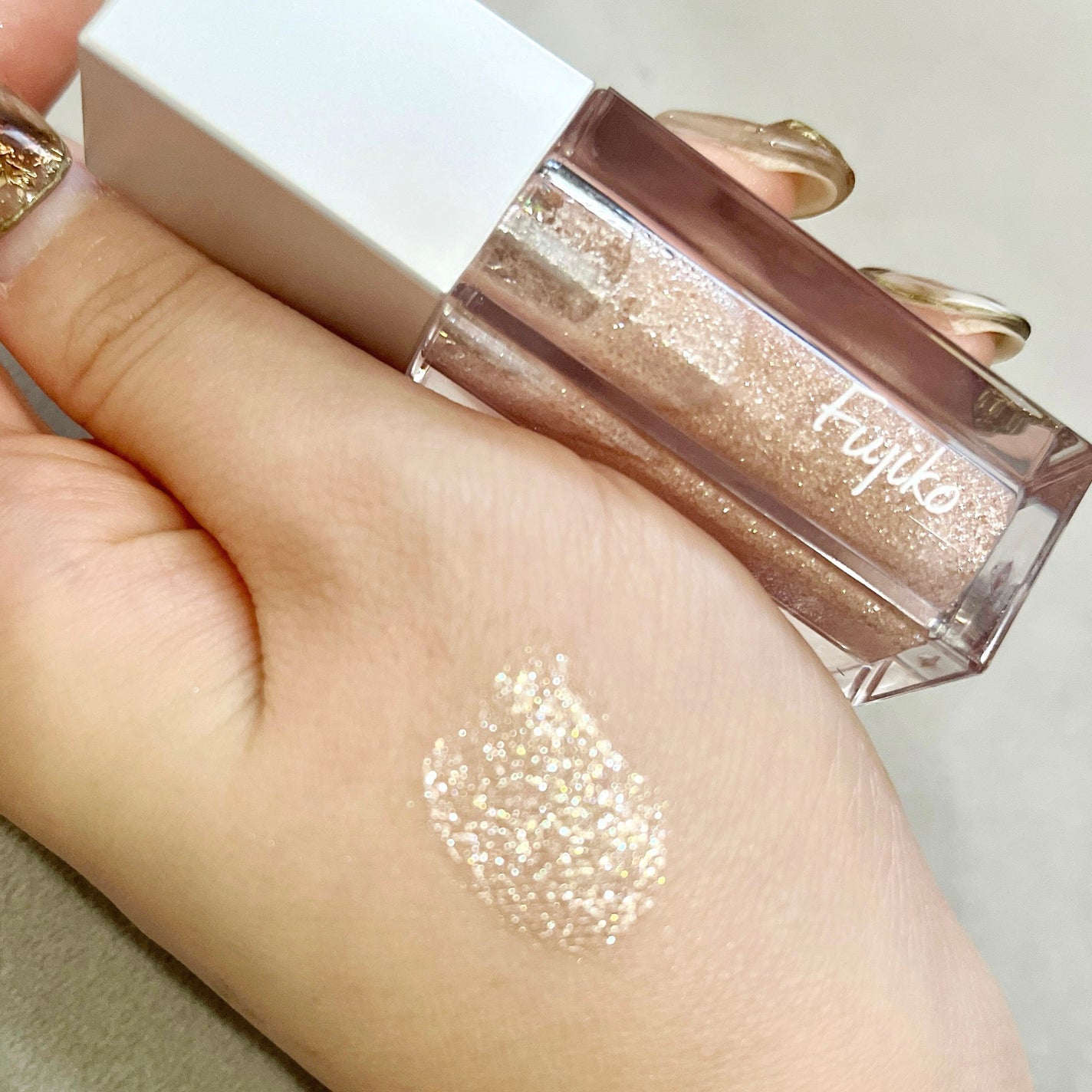 シェイクシャドウSV/Fujiko/リキッドアイシャドウを使ったクチコミ(3枚目)