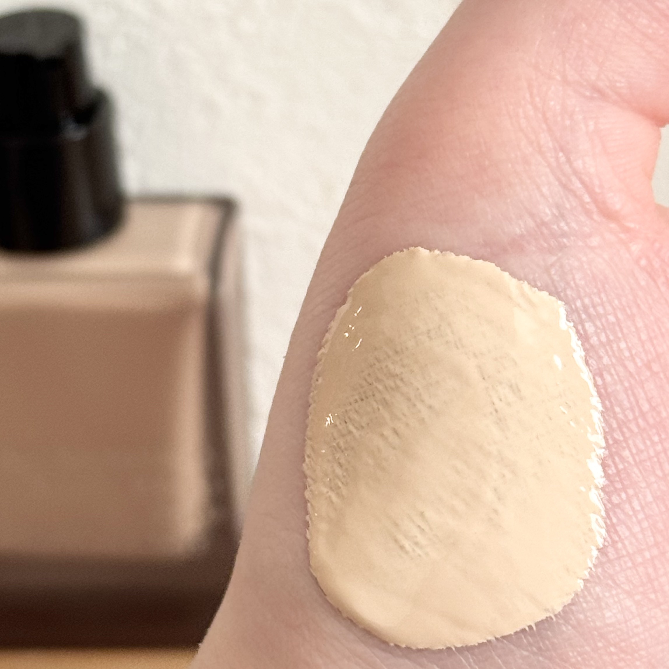 ロングウエアファンデーション/FUNNY ELVES方里/リキッドファンデーションを使ったクチコミ（2枚目）