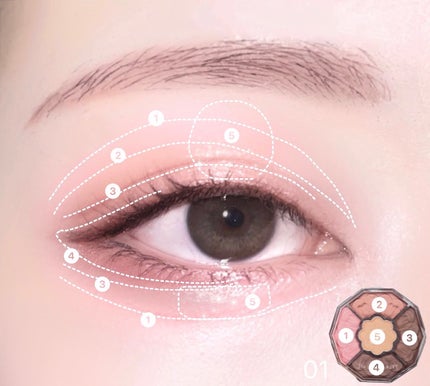 ジルスチュアート ブルームクチュール アイズ ジュエルドブーケ 01 cymbidium cameo/JILL STUART/アイシャドウパレットを使ったクチコミ(3枚目)